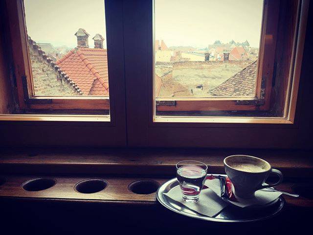 5 locuri cu cafea bună în centrul Sibiului