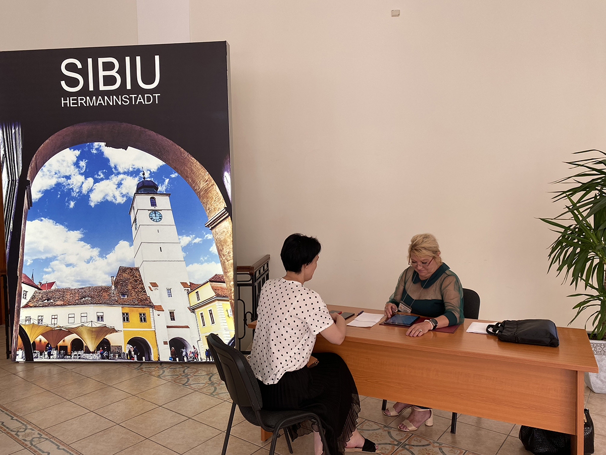 Au rămas 10 zile pentru a vă recenza. Primăria Sibiu înființează centre fixe pentru facilitarea procesului