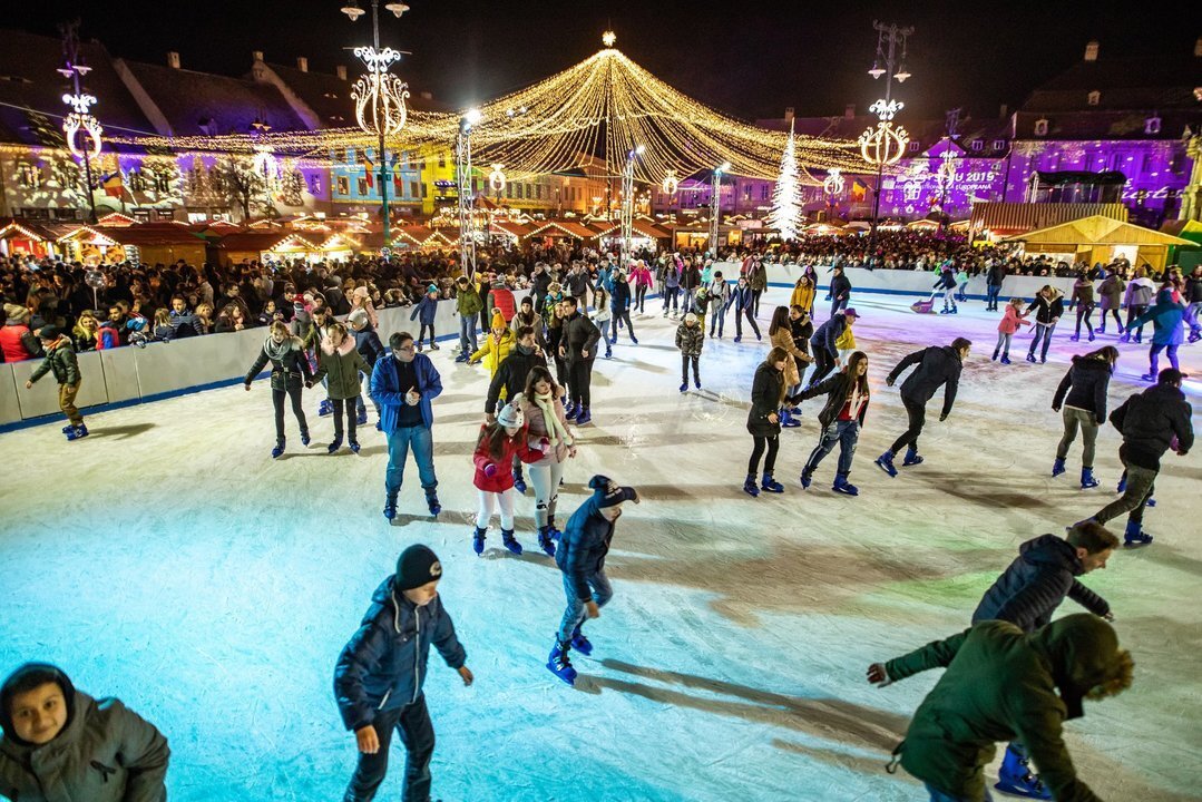 Ice rink in the Piața Mare Square