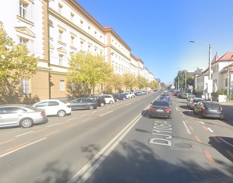 Se desființează locuri de parcare de pe Calea Dumbrăvii
