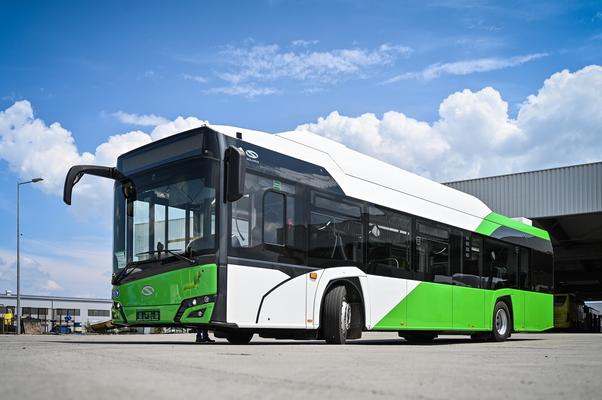 Începe livrarea celor 9 autobuze electrice care vor intra în flota Tursib pentru traseele 5 și 13