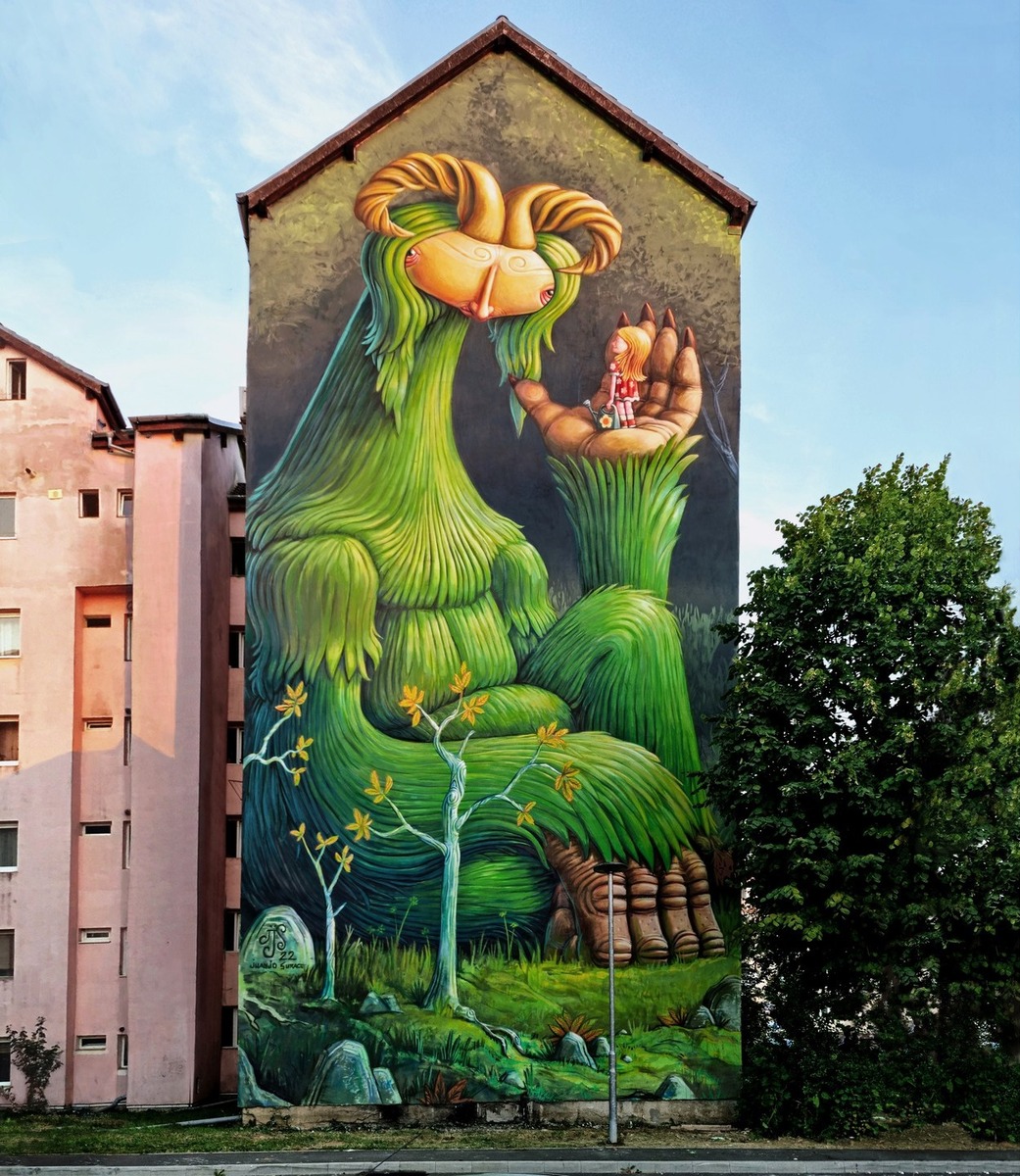 Street Art Spot: Bloc Calea Cisnădiei, nr. 17